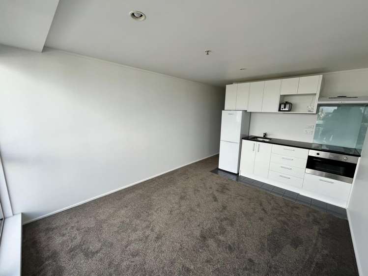 1235/72 Nelson Street Auckland Central_2