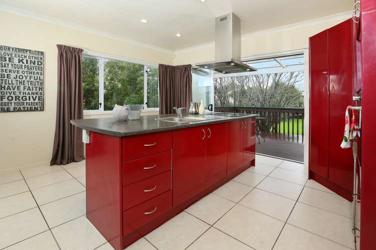 57 Mcleod Road Te Atatu South_6