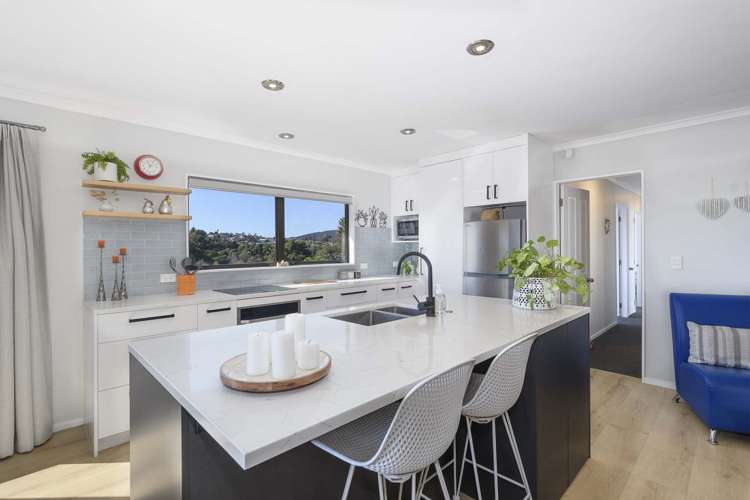 30 Waipuna Grove Welcome Bay_2