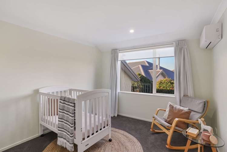 48 Titirangi Crescent Parklands_17