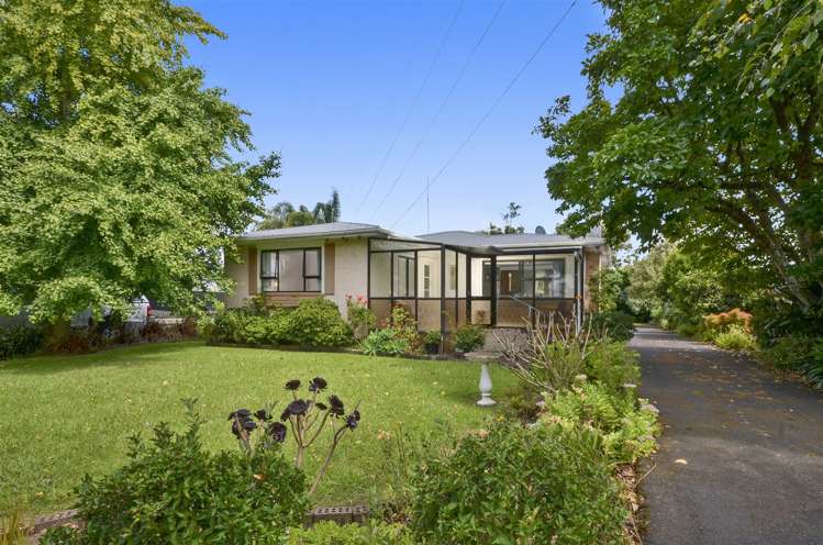 71 Matipo Road Te Atatu Peninsula_1