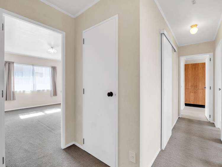 984H Tremaine Avenue Roslyn_15