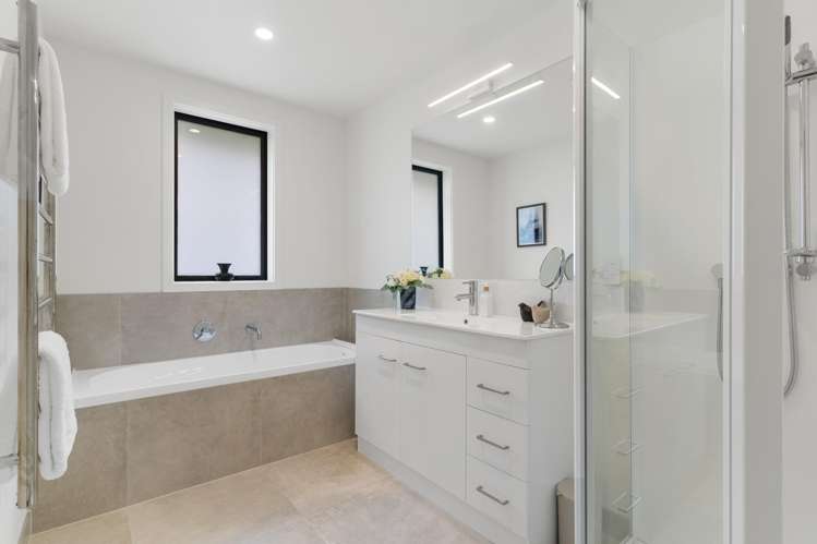 200 Birdwood Road Massey_23