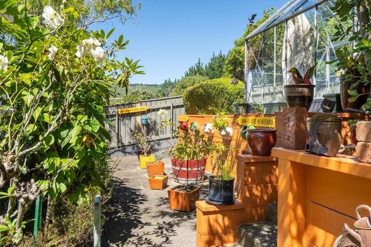39 Sunrise Boulevard Tawa_22