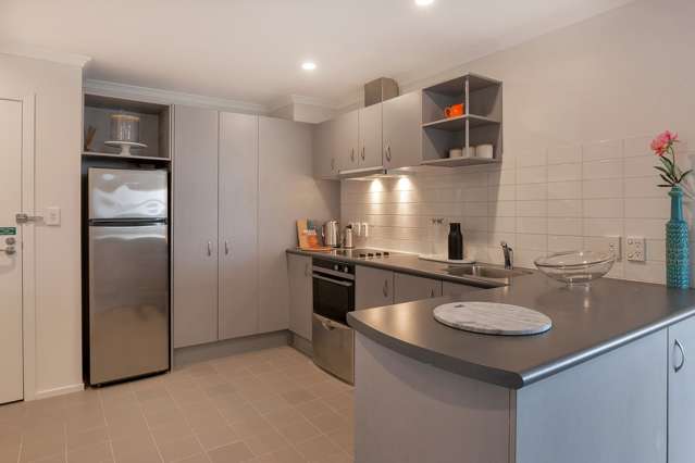 1a/83 New North Road Eden Terrace_1