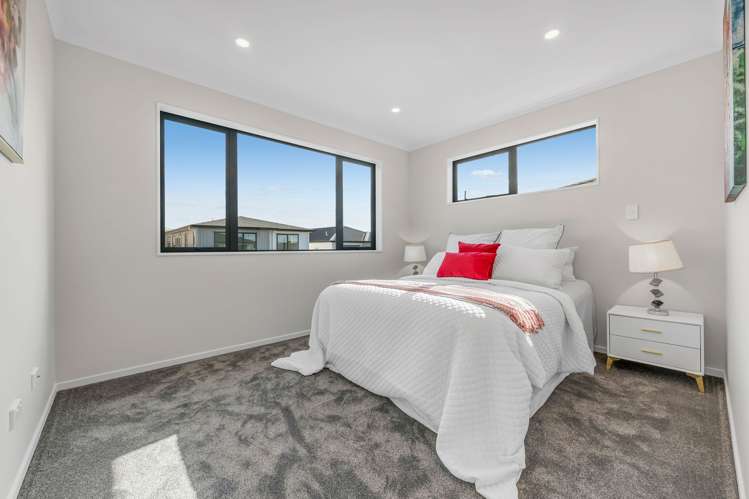 11 Sagitta Drive Flat Bush_17