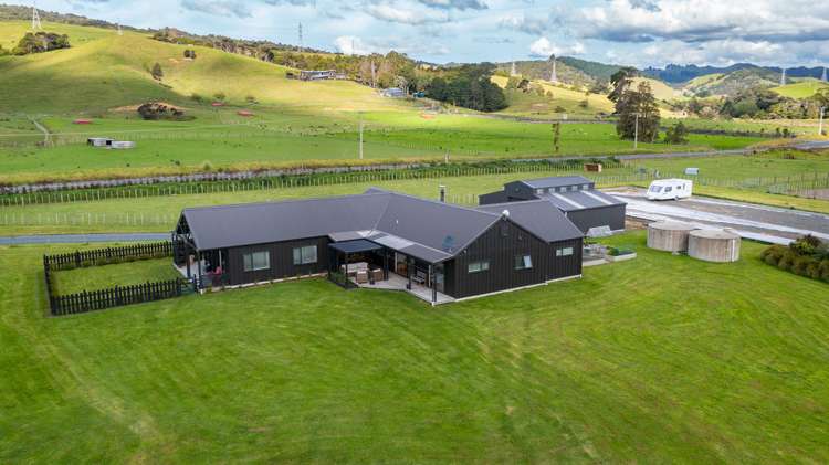 1 Omaumau Road Glorit_35