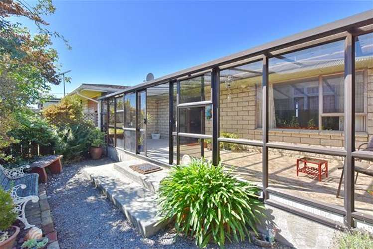 2/6 Douglas Road Amberley_0