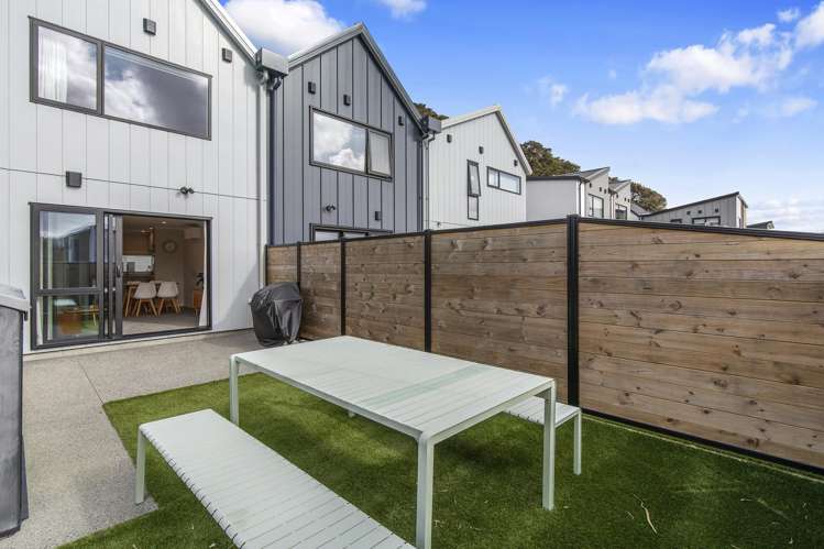 8 Harry Eruera Street Trentham_14