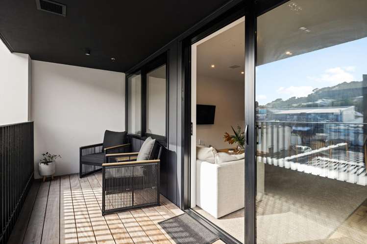 210/2 Onepu Road Kilbirnie_2