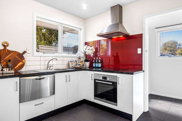 1/22 Stratford Street Fendalton_4