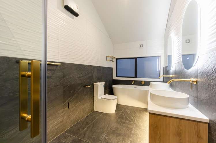 4 Taku Close Long Bay_25