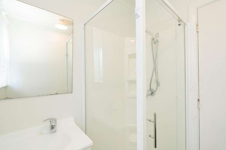 94 Lithgow Street Glengarry_11