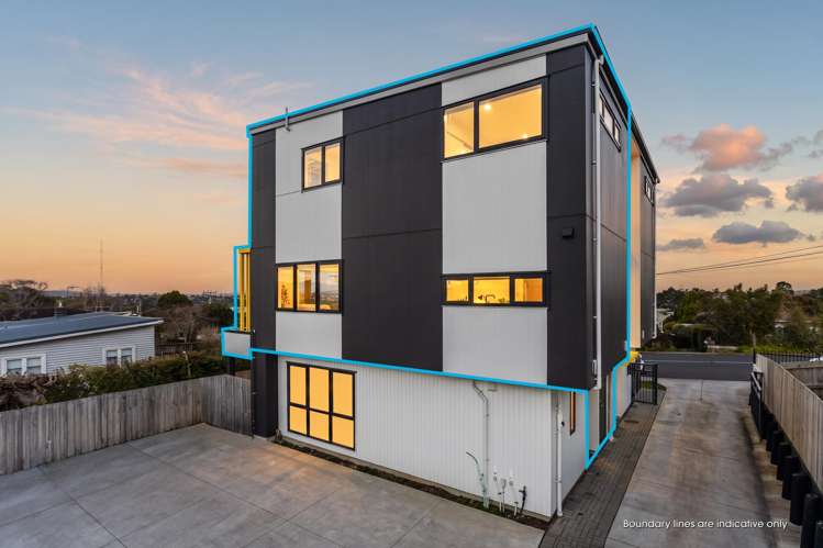 4/43A Waimumu Road Massey_21