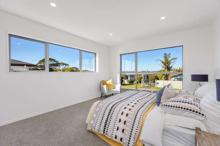 7 Sunrise Avenue Murrays Bay_15