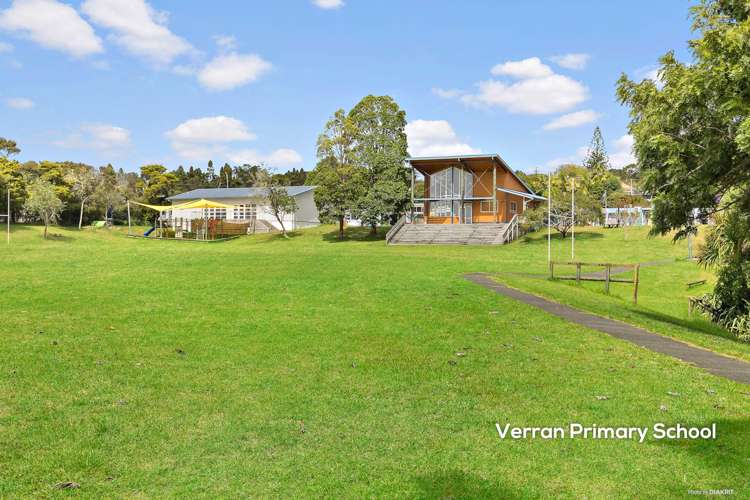 50 Castleton Street Birkdale_13