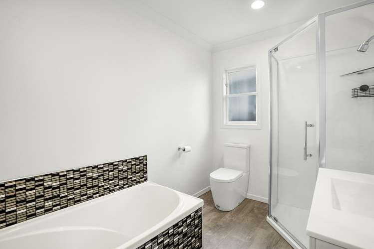 64 Russell Road_3