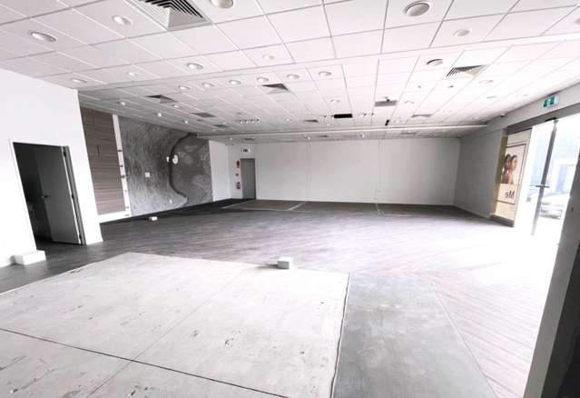 Unit 1/287 Oteha Valley Road Albany_2