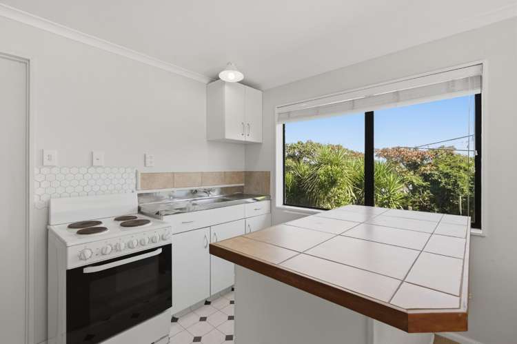 28B Western Road Bellevue_19