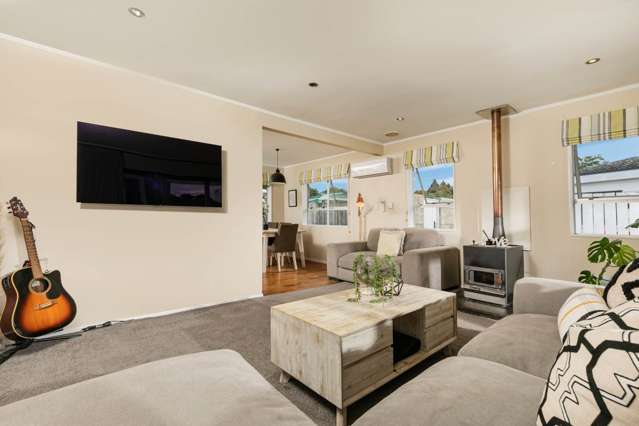 1/10 Mannering Place Hillcrest_4