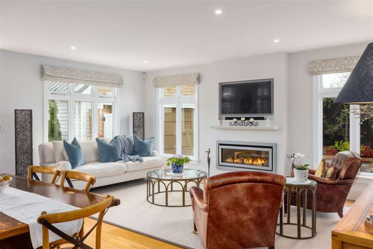 19 Brenchley Avenue Strowan_6