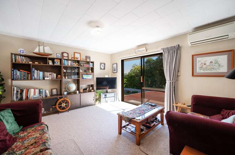 2/43d The Ridgeway Enner Glynn_5