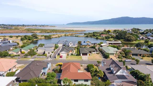 7 Major Durie Place Waikanae Beach_2