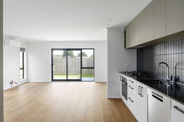 4/128 Peacockes Road Fitzroy_1