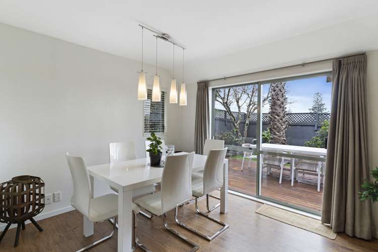 2/8 Cardinal Place Glendowie_5