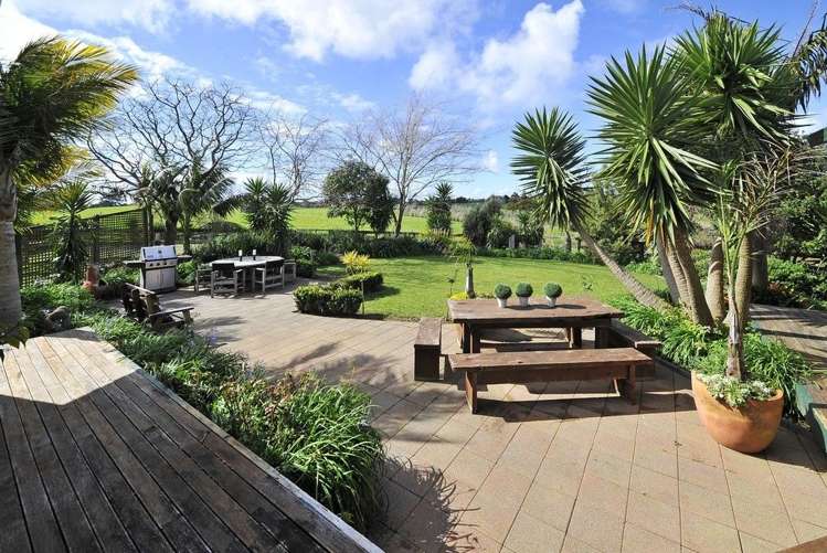 83 Boyd Road Clarks Beach_9