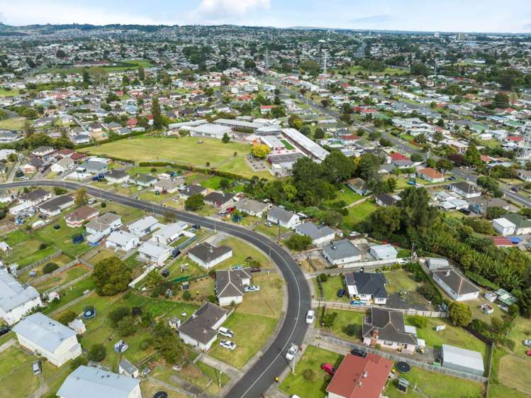 5 Nola Crescent Otara_5