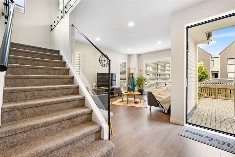 19 Hangar Lane Whenuapai_7