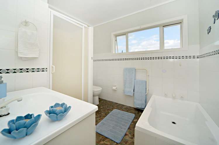 1/4 Kelvin Road Papakura_9