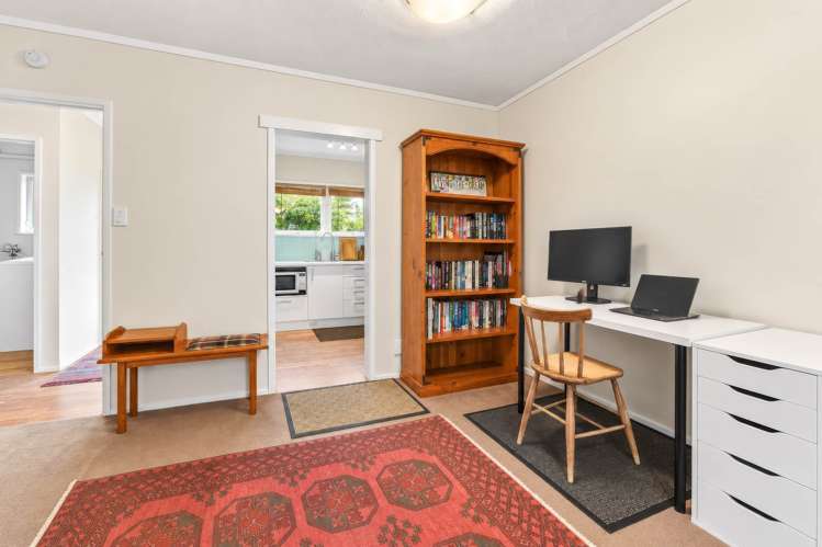 2/7 Owens Road Devonport_13