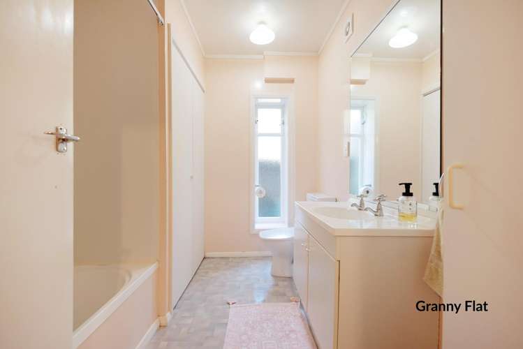 33 Volga Street Island Bay_18