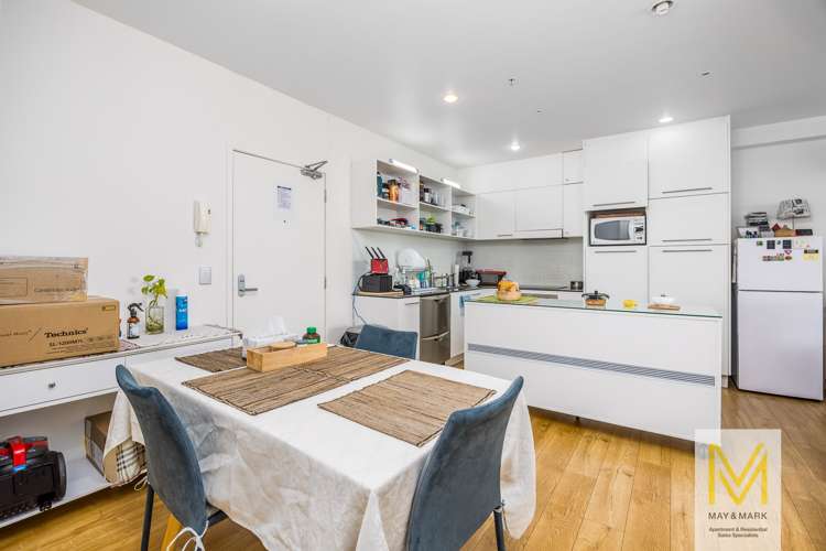 704/30 Beach Road Auckland Central_9