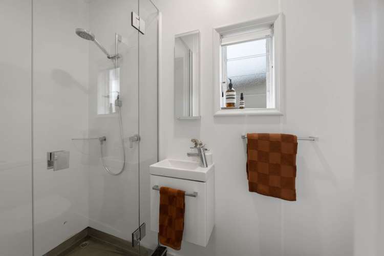 10 Upton Street Herne Bay_17