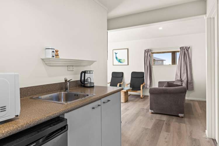 65 Harper Road Waimarama_15