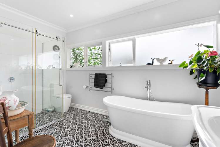 57 Queen Street Riverhead_11