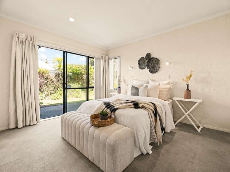 2 Luculia Drive Mt Maunganui_11