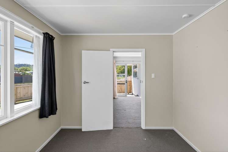 11 Matthews Road Tamarau_19