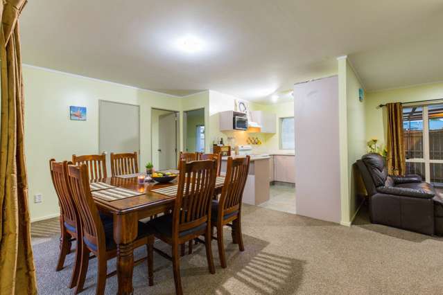 17 Settlers Cove Manurewa_4