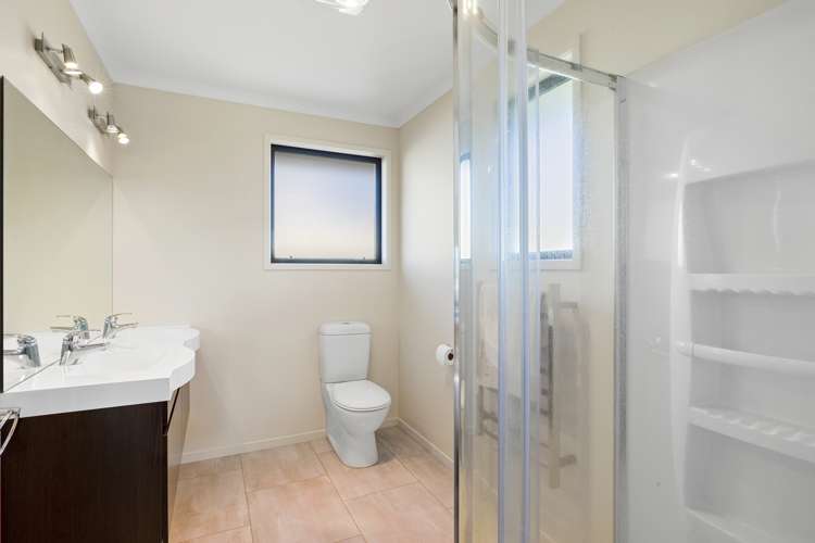 49 Links Drive Waiwhakaiho_12