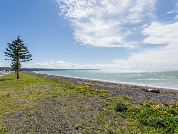 76 The Esplanade Westshore_32