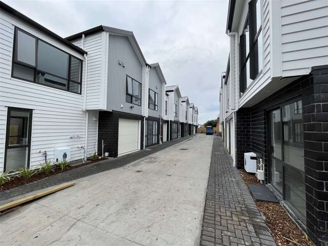 1-9/1-3 Westall Road New Lynn_4