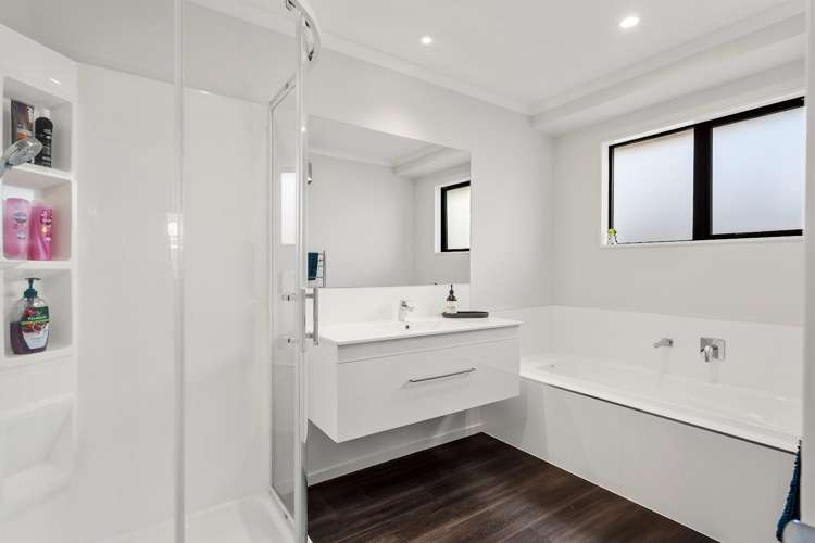 20 Youngberry Drive Richmond_12