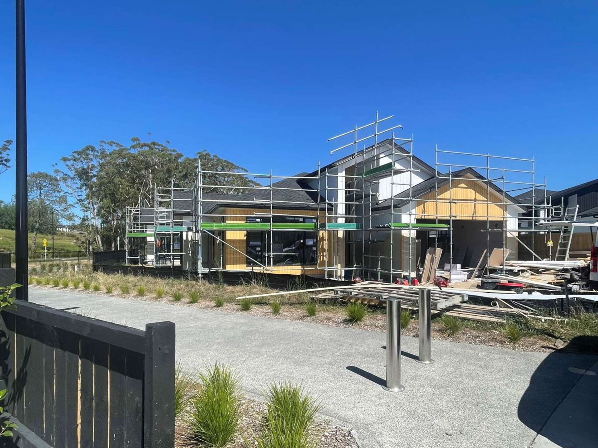 19 Matahae Crescent Wainui_0