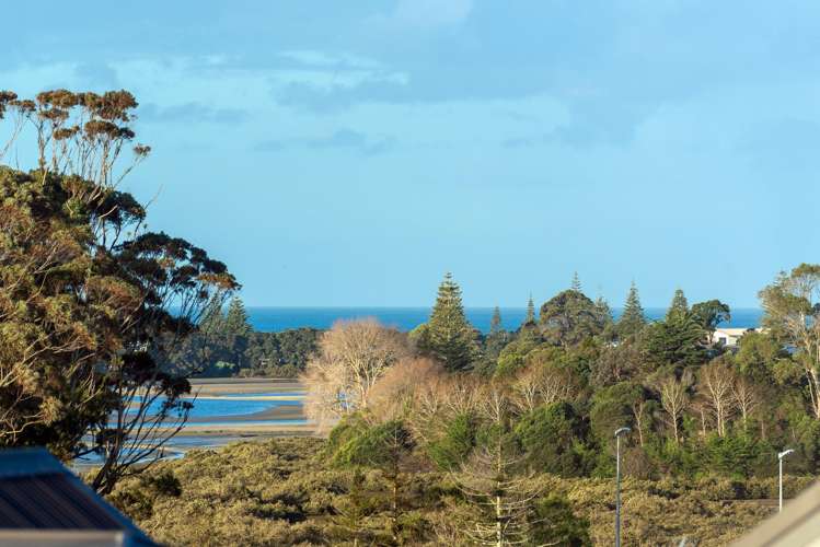 7 Sunview Street Silverdale_16