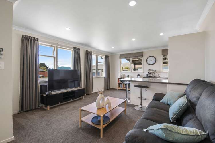 14 Gill Crescent Redwoodtown_5