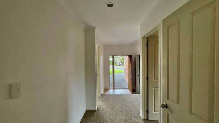 8 Devana Court Torbay_14